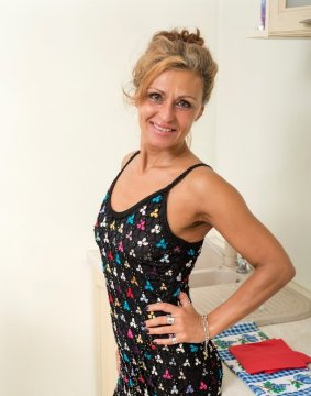 dMadOne de Val-de-Marne, France